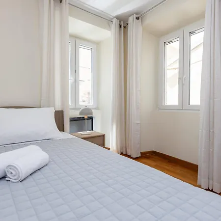 Vista Fortezza Corfu (city)